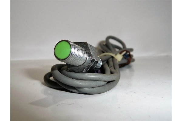 Inductive Proximity Sensor, E2E-X1R5E2, Omron, Made in Japan